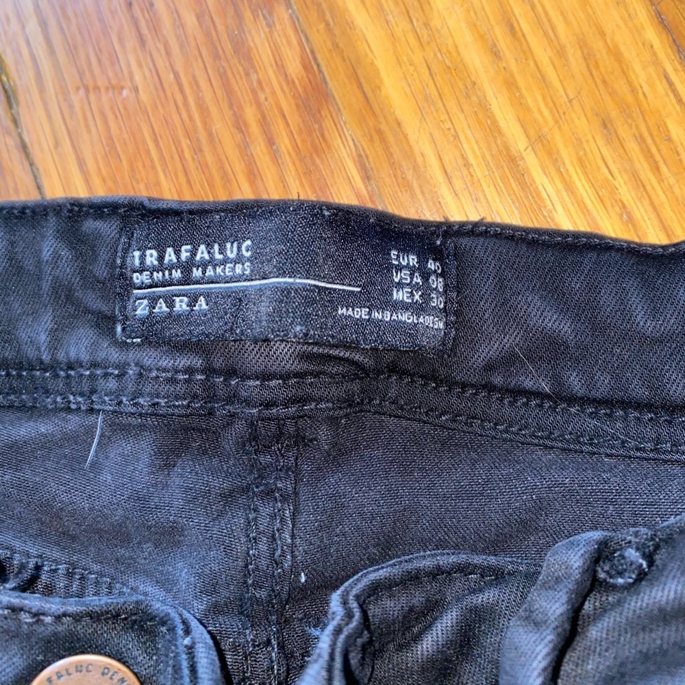 Jeans - Picture 2 of 2
